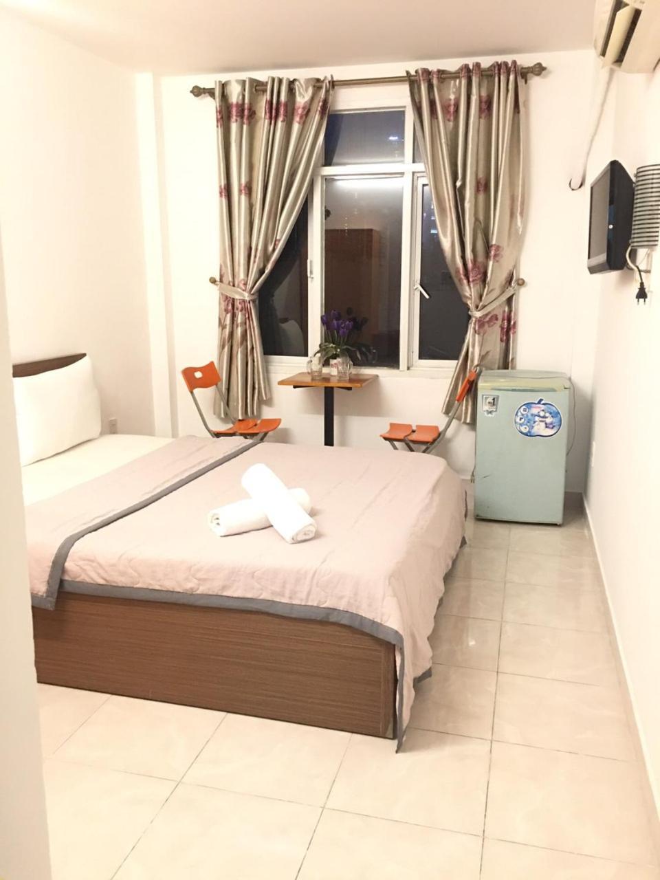 Thanhha Guesthouse At Bui Vien Walking Street Ho Chi Minh City Exterior photo