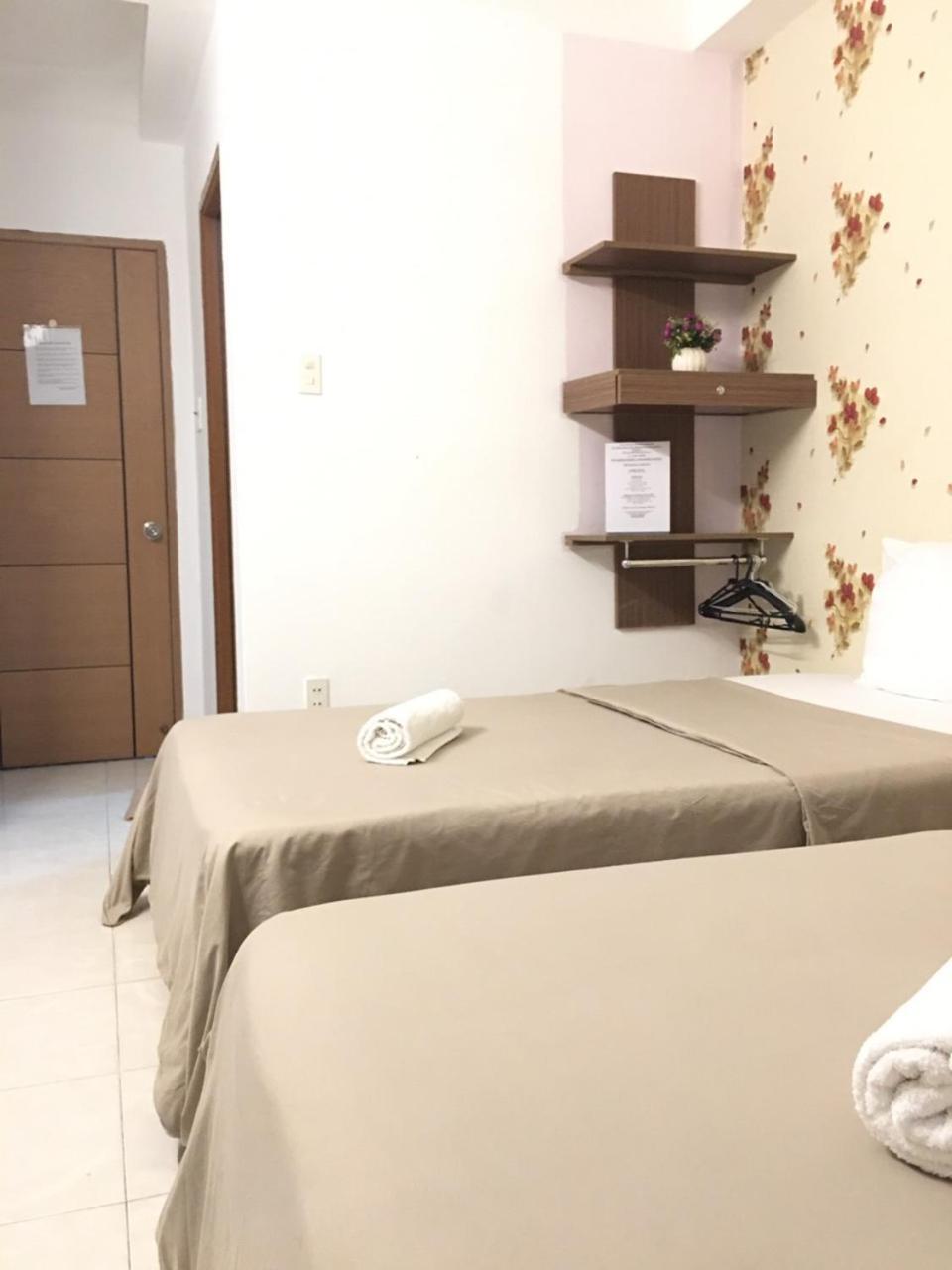 Thanhha Guesthouse At Bui Vien Walking Street Ho Chi Minh City Exterior photo